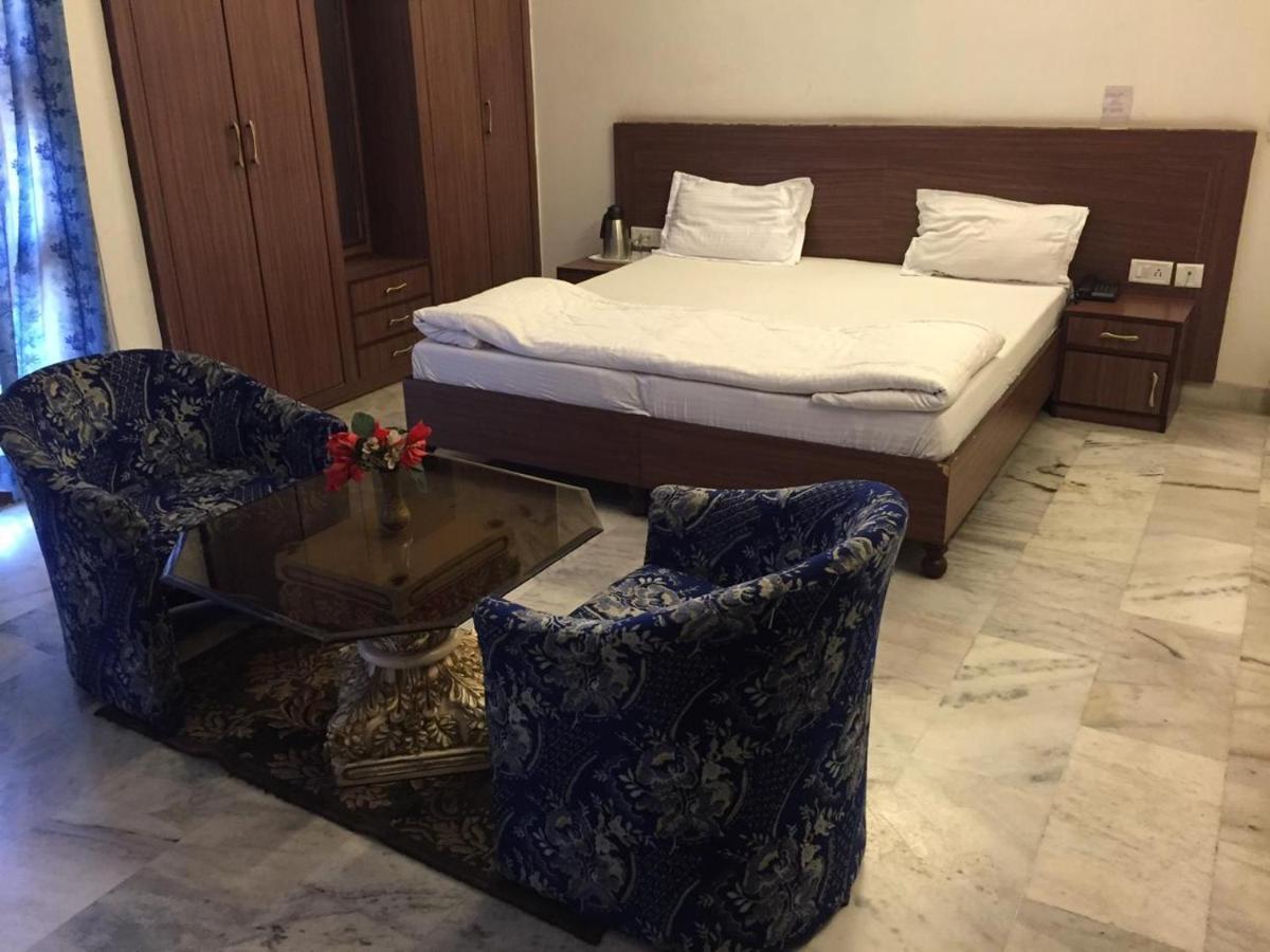 Super Hotel O Maan'S Heritage Джайпур Екстериор снимка