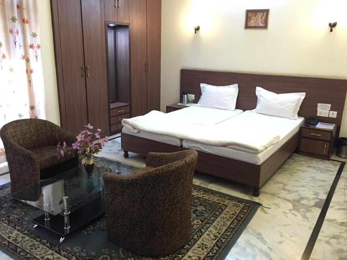 Super Hotel O Maan'S Heritage Джайпур Екстериор снимка