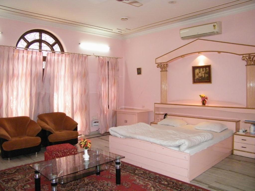 Super Hotel O Maan'S Heritage Джайпур Екстериор снимка